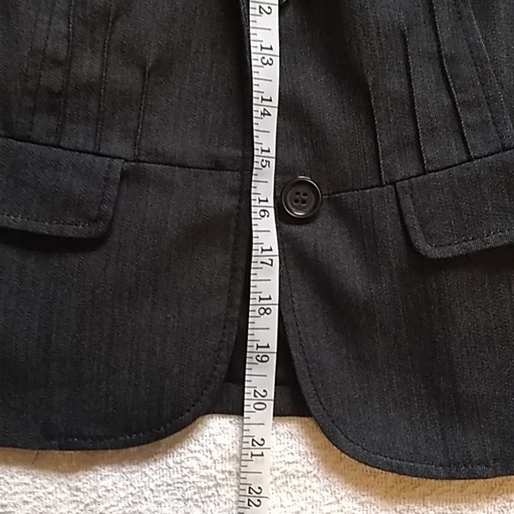 Coat - Picture 4 of 6